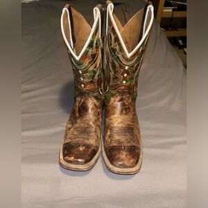 Cody James cowboy boots